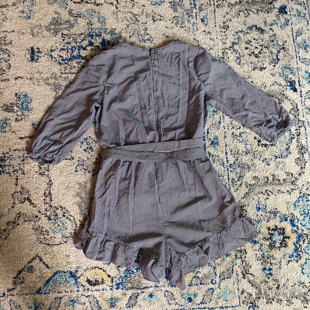 Romper Size Large - Picture 6 of 6